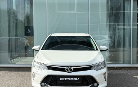 Toyota Camry, 2017 год, 1 815 000 рублей, 3 фотография