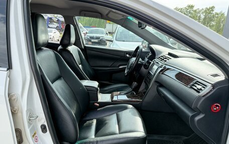 Toyota Camry, 2017 год, 1 815 000 рублей, 8 фотография