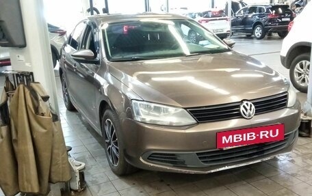 Volkswagen Jetta VI, 2013 год, 799 000 рублей, 2 фотография