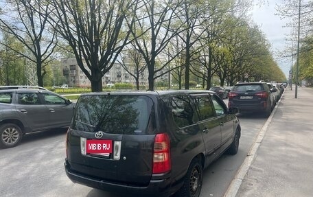 Toyota Succeed I рестайлинг, 2003 год, 385 000 рублей, 4 фотография