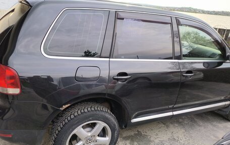 Volkswagen Touareg III, 2005 год, 750 000 рублей, 8 фотография