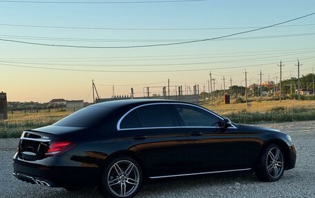 Mercedes-Benz E-Класс, 2019 год, 3 200 000 рублей, 2 фотография