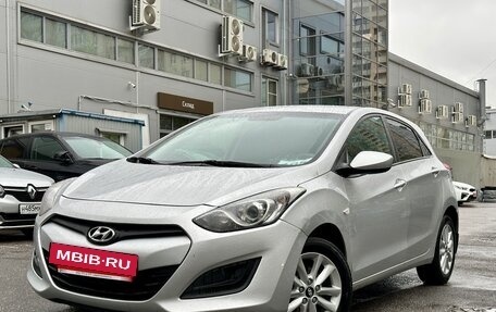Hyundai i30 II рестайлинг, 2013 год, 549 000 рублей, 3 фотография