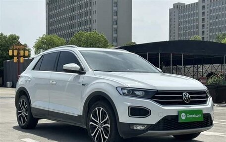Volkswagen T-Roc I, 2021 год, 1 250 000 рублей, 3 фотография