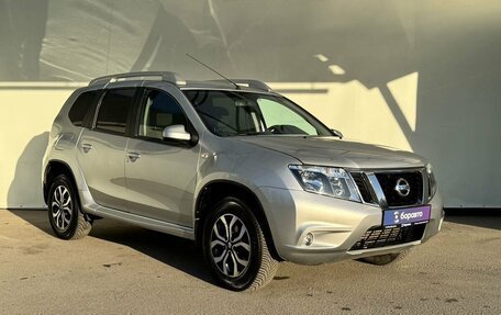 Nissan Terrano III, 2014 год, 1 040 000 рублей, 2 фотография