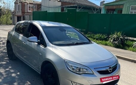 Opel Astra J, 2010 год, 699 000 рублей, 4 фотография