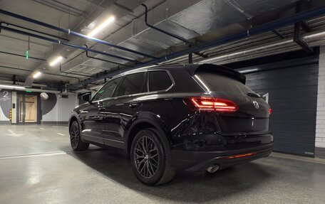 Volkswagen Touareg III, 2018 год, 4 690 000 рублей, 6 фотография