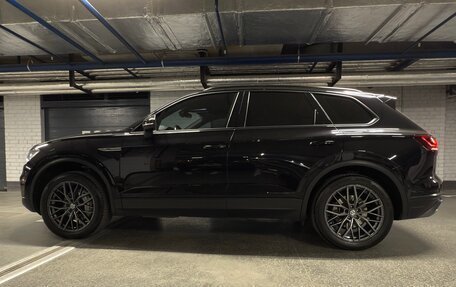 Volkswagen Touareg III, 2018 год, 4 690 000 рублей, 8 фотография