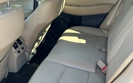 Subaru Outback IV рестайлинг, 2017 год, 3 450 000 рублей, 12 фотография