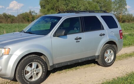 Ford Escape II, 2011 год, 800 000 рублей, 2 фотография