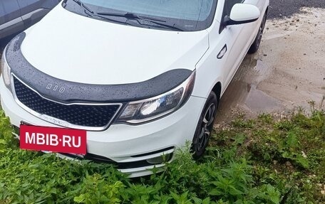 KIA Rio III рестайлинг, 2015 год, 900 000 рублей, 2 фотография