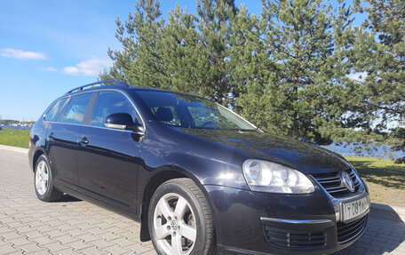 Volkswagen Golf V, 2008 год, 888 000 рублей, 2 фотография