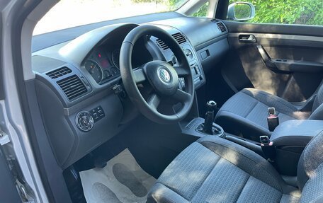 Volkswagen Touran III, 2004 год, 549 000 рублей, 6 фотография