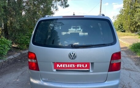 Volkswagen Touran III, 2004 год, 549 000 рублей, 5 фотография