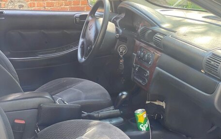 Dodge Stratus II, 2002 год, 160 000 рублей, 7 фотография