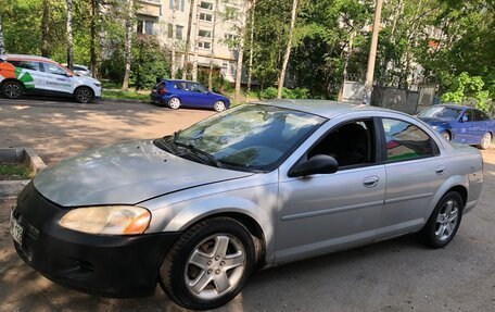 Dodge Stratus II, 2002 год, 160 000 рублей, 5 фотография