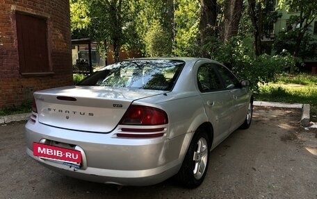 Dodge Stratus II, 2002 год, 160 000 рублей, 3 фотография