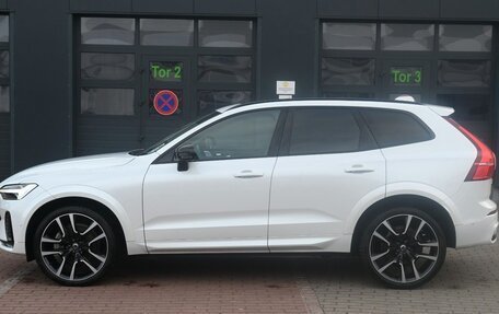 Volvo XC60 II, 2022 год, 4 870 000 рублей, 2 фотография