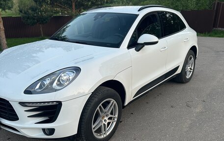 Porsche Macan I рестайлинг, 2017 год, 3 200 000 рублей, 4 фотография