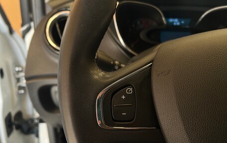 Renault Kaptur I рестайлинг, 2017 год, 1 499 000 рублей, 12 фотография