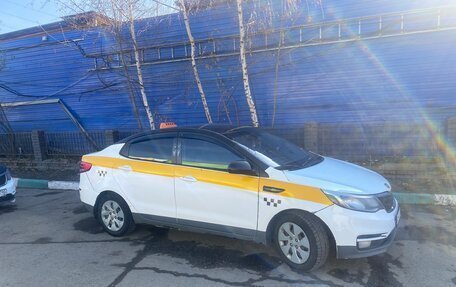 KIA Rio III рестайлинг, 2016 год, 610 000 рублей, 3 фотография