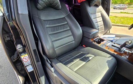 Volkswagen Touareg III, 2009 год, 1 350 000 рублей, 8 фотография