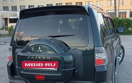 Mitsubishi Pajero IV, 2007 год, 1 550 000 рублей, 5 фотография