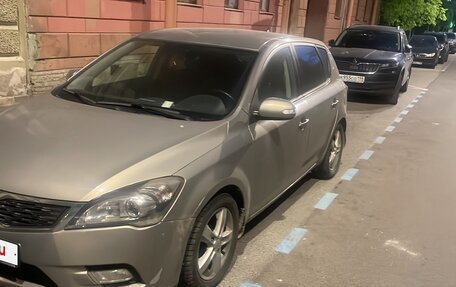 KIA cee'd I рестайлинг, 2011 год, 620 000 рублей, 2 фотография