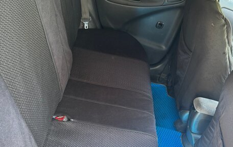 Toyota Vitz, 2002 год, 440 000 рублей, 11 фотография