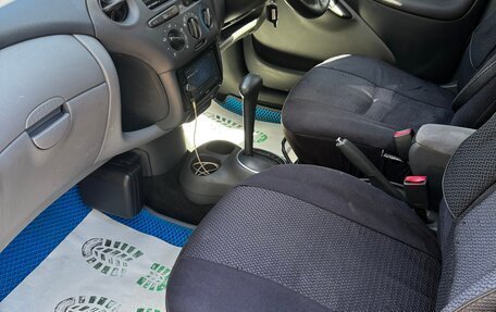 Toyota Vitz, 2002 год, 440 000 рублей, 9 фотография