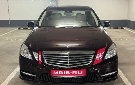 Mercedes-Benz E-Класс, 2012 год, 2 099 000 рублей, 3 фотография