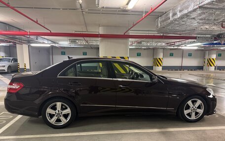 Mercedes-Benz E-Класс, 2012 год, 2 099 000 рублей, 9 фотография