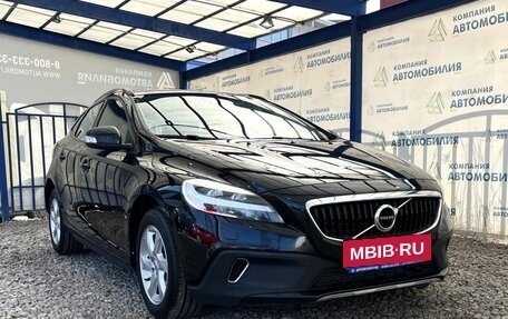 Volvo V40 Cross Country I, 2017 год, 1 779 000 рублей, 7 фотография