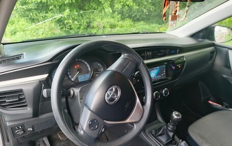 Toyota Corolla, 2014 год, 1 350 000 рублей, 5 фотография