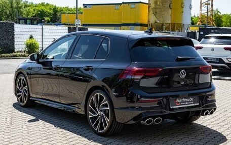 Volkswagen Golf R, 2022 год, 4 500 000 рублей, 3 фотография