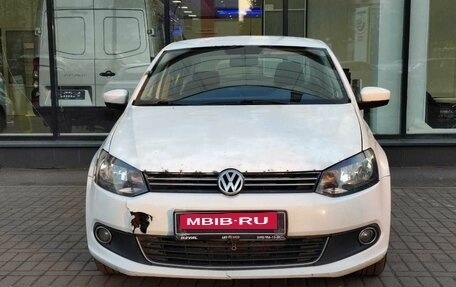 Volkswagen Polo VI (EU Market), 2012 год, 716 000 рублей, 2 фотография