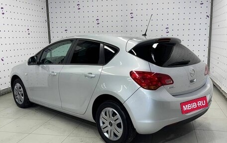 Opel Astra J, 2012 год, 770 000 рублей, 5 фотография