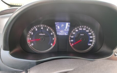 Hyundai Solaris II рестайлинг, 2012 год, 600 000 рублей, 8 фотография