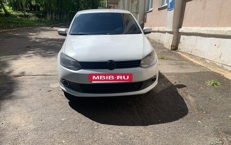 Volkswagen Polo VI (EU Market), 2012 год, 680 000 рублей, 2 фотография