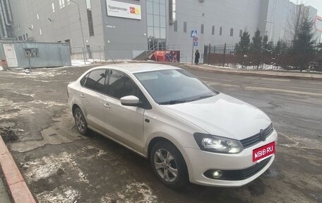 Volkswagen Polo VI (EU Market), 2012 год, 680 000 рублей, 4 фотография