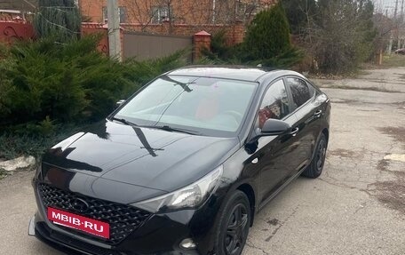 Hyundai Solaris II рестайлинг, 2020 год, 1 590 000 рублей, 2 фотография