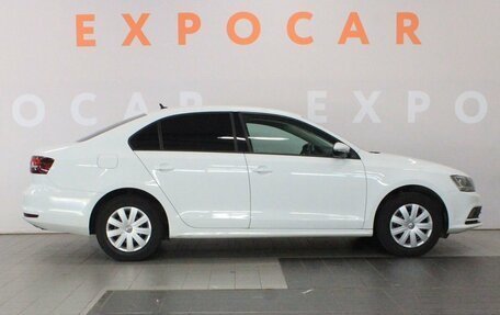 Volkswagen Jetta VI, 2016 год, 1 600 000 рублей, 4 фотография