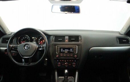 Volkswagen Jetta VI, 2016 год, 1 600 000 рублей, 9 фотография