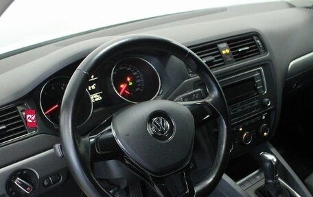 Volkswagen Jetta VI, 2016 год, 1 600 000 рублей, 11 фотография