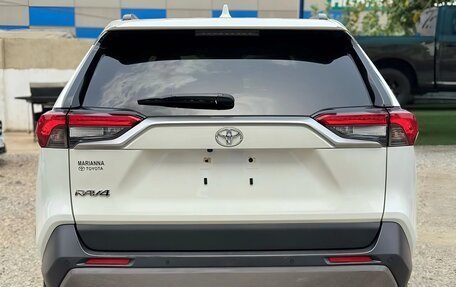 Toyota RAV4, 2022 год, 3 250 000 рублей, 6 фотография