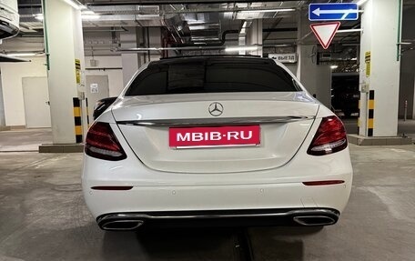 Mercedes-Benz E-Класс, 2016 год, 3 500 000 рублей, 10 фотография