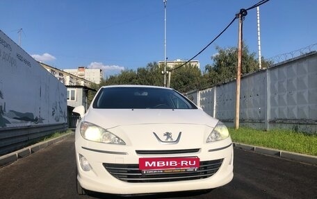 Peugeot 408 I рестайлинг, 2014 год, 670 000 рублей, 3 фотография