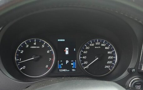 Mitsubishi Outlander III рестайлинг 3, 2017 год, 2 400 000 рублей, 6 фотография