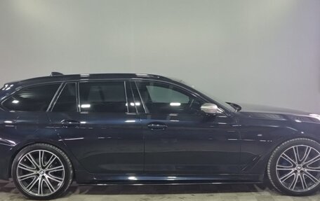 BMW 5 серия, 2019 год, 3 975 000 рублей, 4 фотография