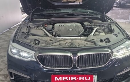 BMW 5 серия, 2019 год, 3 975 000 рублей, 2 фотография